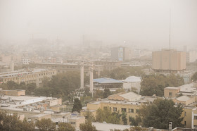 گرد و غبار آسمان تهران 